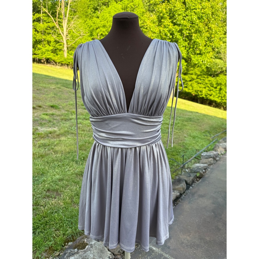 Lucyβ in the Sky antoinette fit and flare Shimmer Deep V-Neck Mini Dress Small